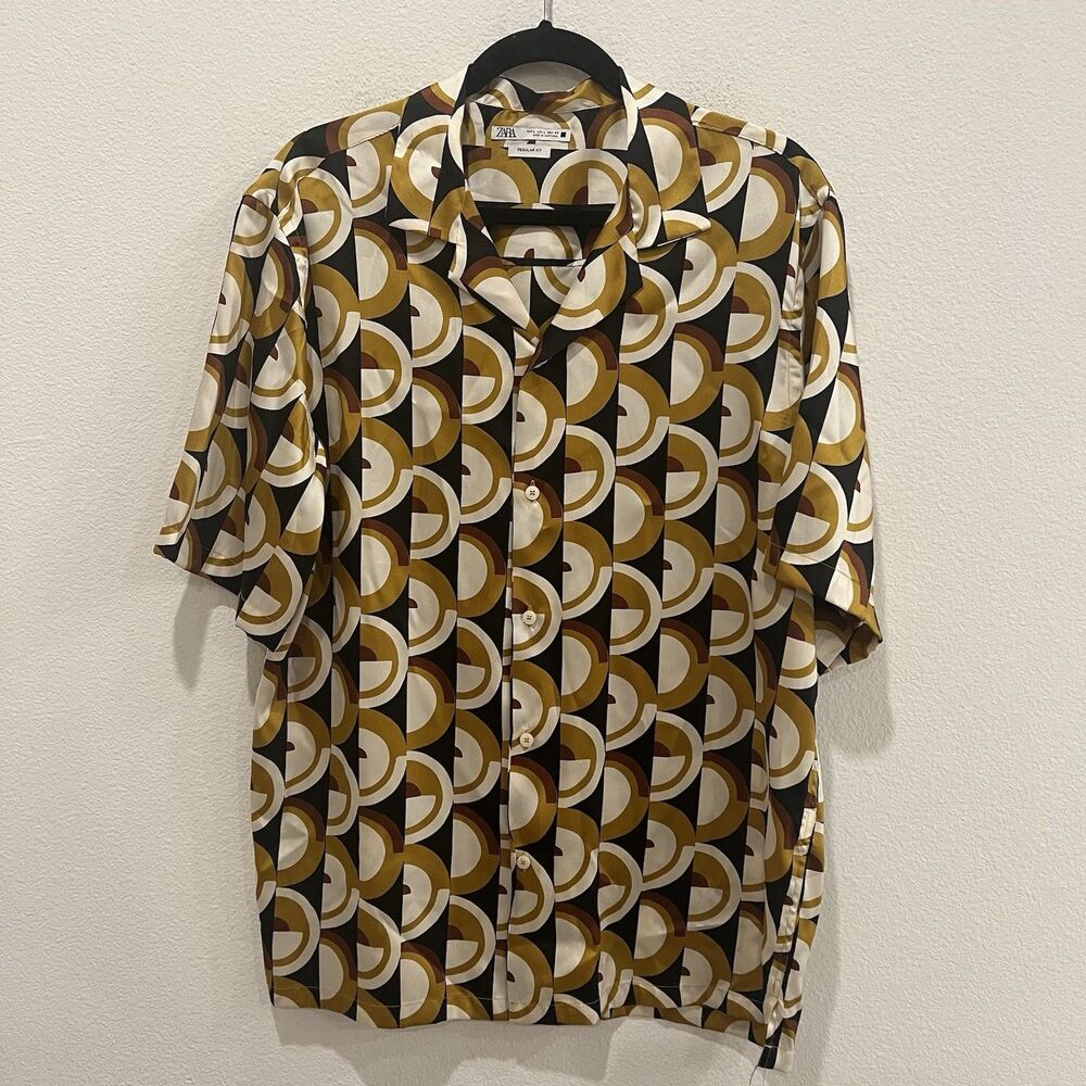 Zara Geometric Abstract Shirt Mens Camp Collar Regular Fit Gold Button Up Large